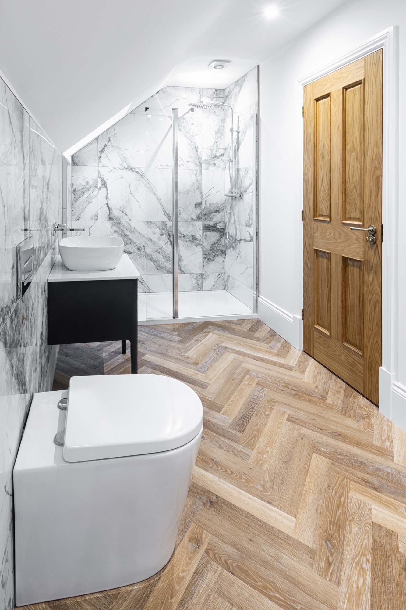 Tall bathroom renovation photo showing clean finishing and fitted details